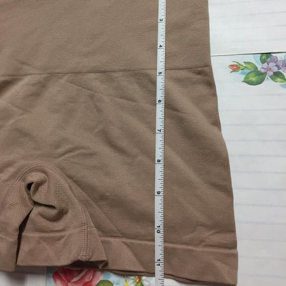 Warner's All-Day Shaping 2-Pack Boyshort (Large) - Picture 6 of 16